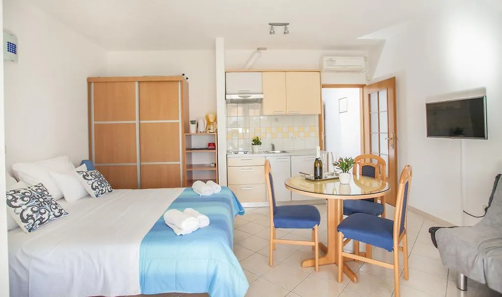 Apartments Barbara Trogir