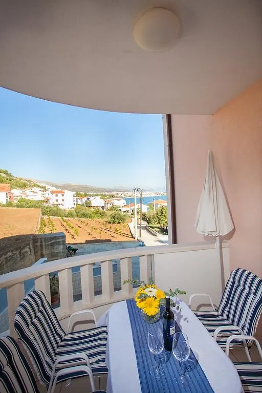 Apartments Barbara Trogir