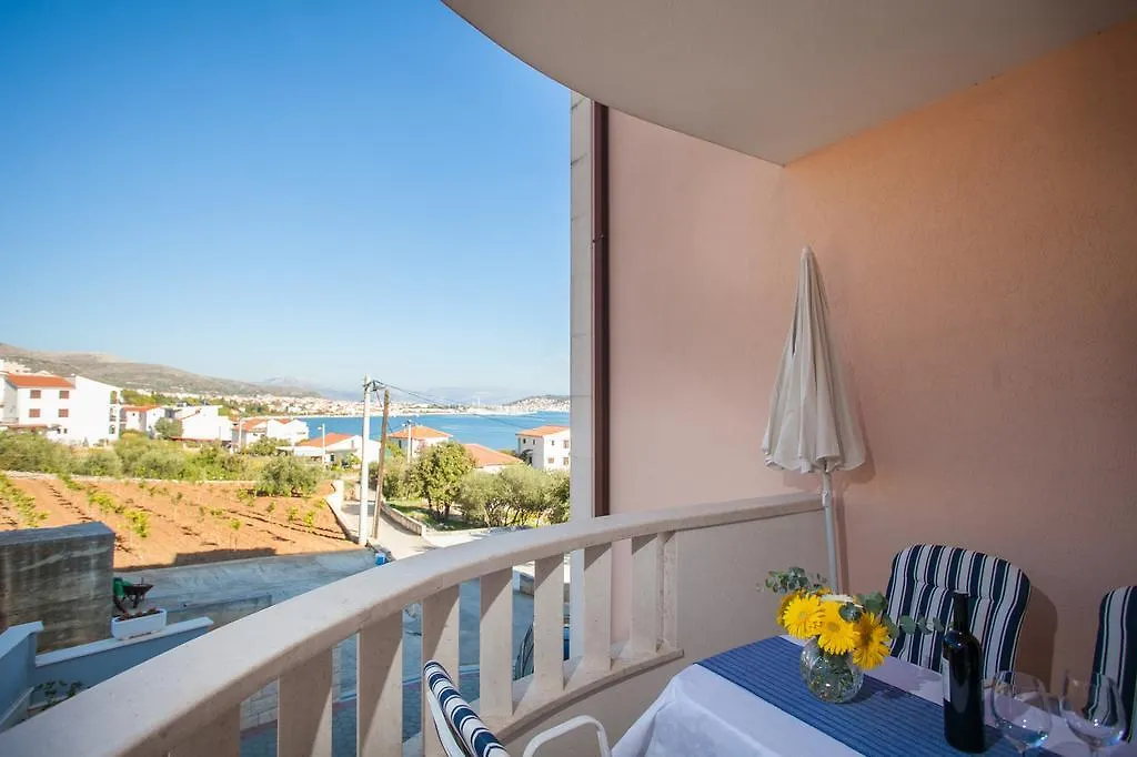 Apartments Barbara Trogir 0*,  Chorwacja
