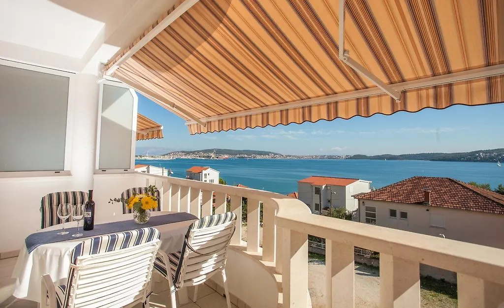 Apartments Barbara Trogir
