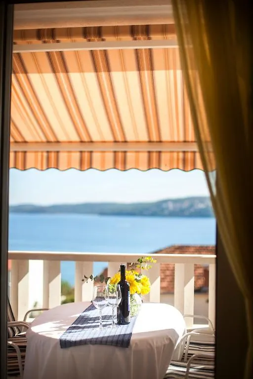 Apartments Barbara Trogir