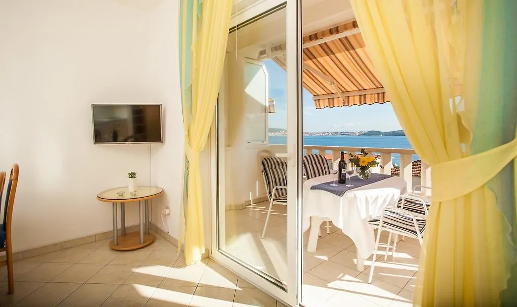 Apartments Barbara Trogir