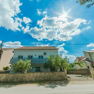 Brekalo Apartament Pakoštane
