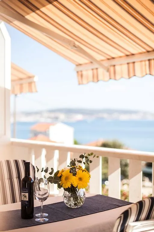 Apartments Barbara Trogir Croatia